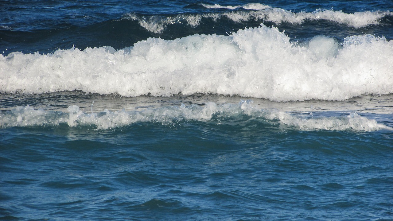 wave sea blue free photo