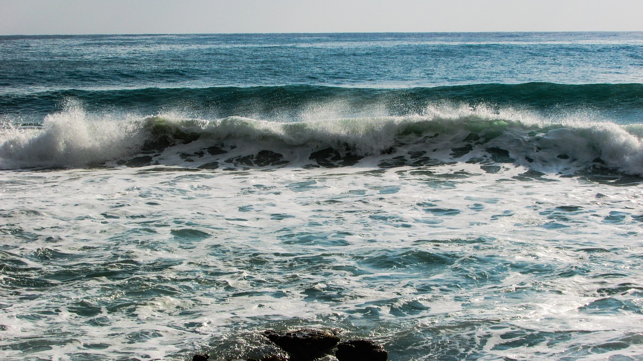 wave smashing sea free photo