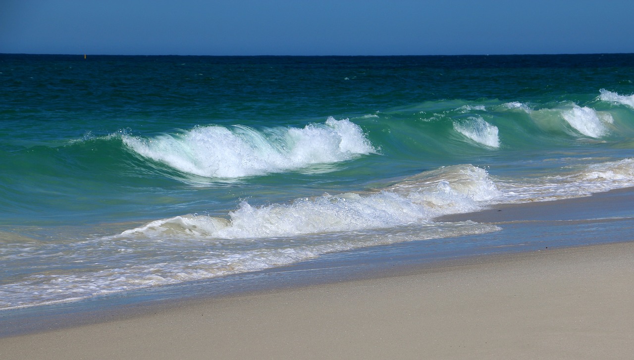 wave beach blue free photo