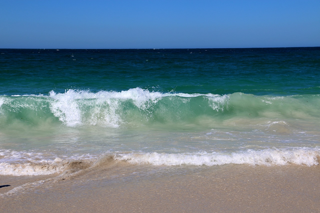 wave beach blue free photo