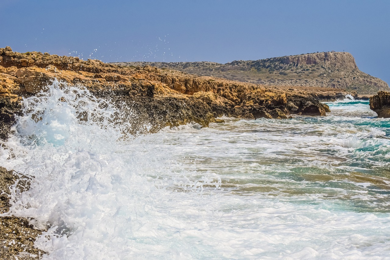 wave smashing sea free photo