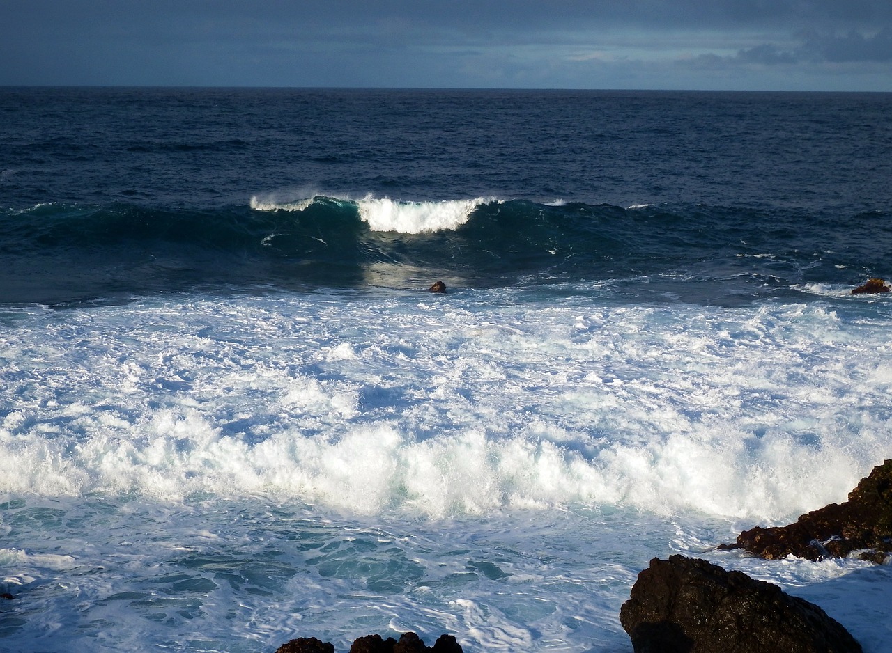 wave sea atlantic free photo