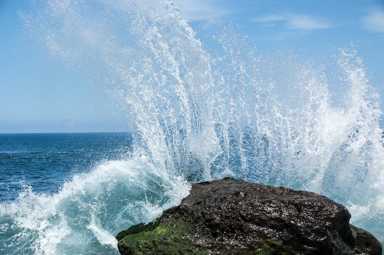 wave water ocean free photo