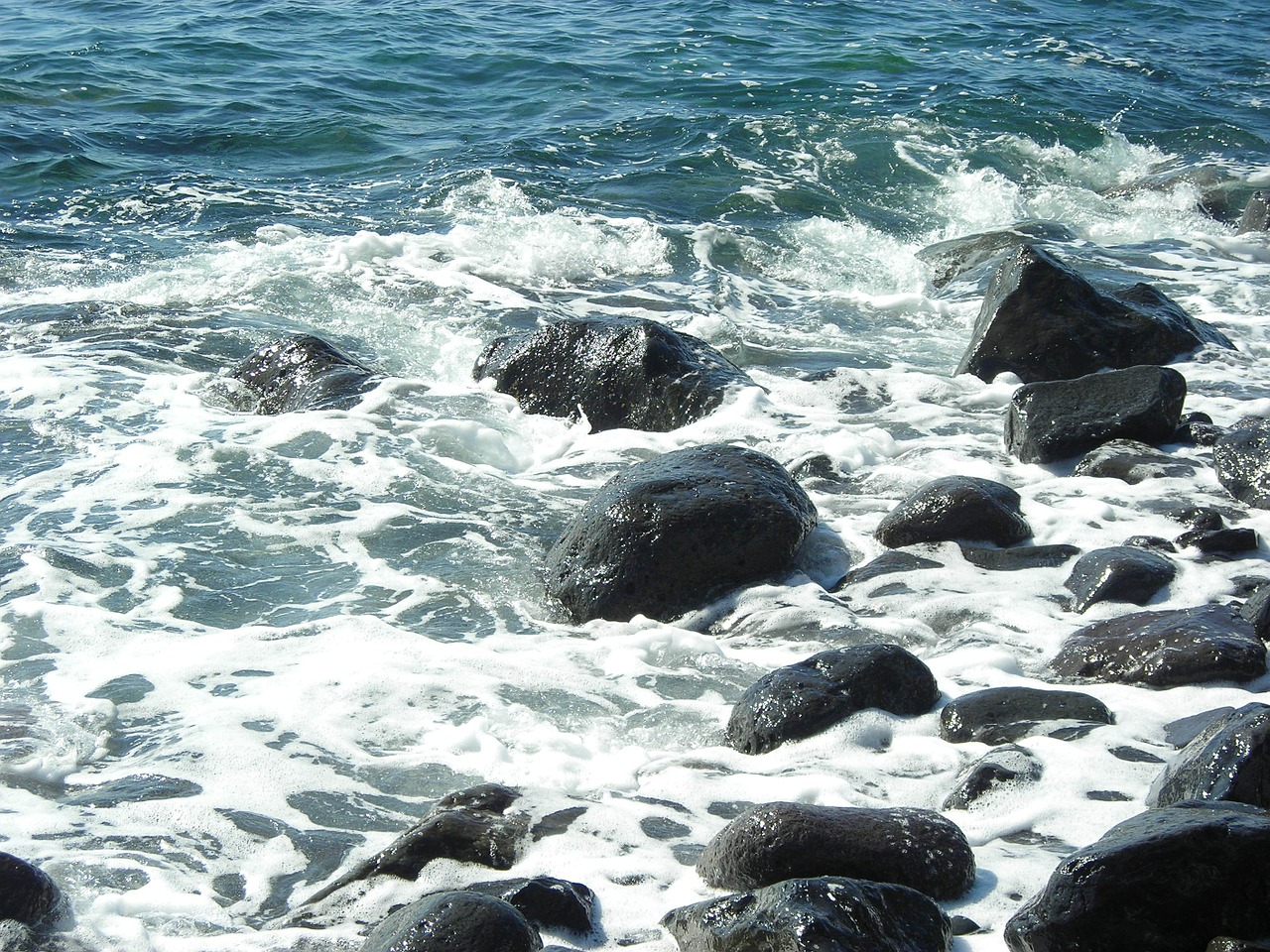 wave stones surf free photo