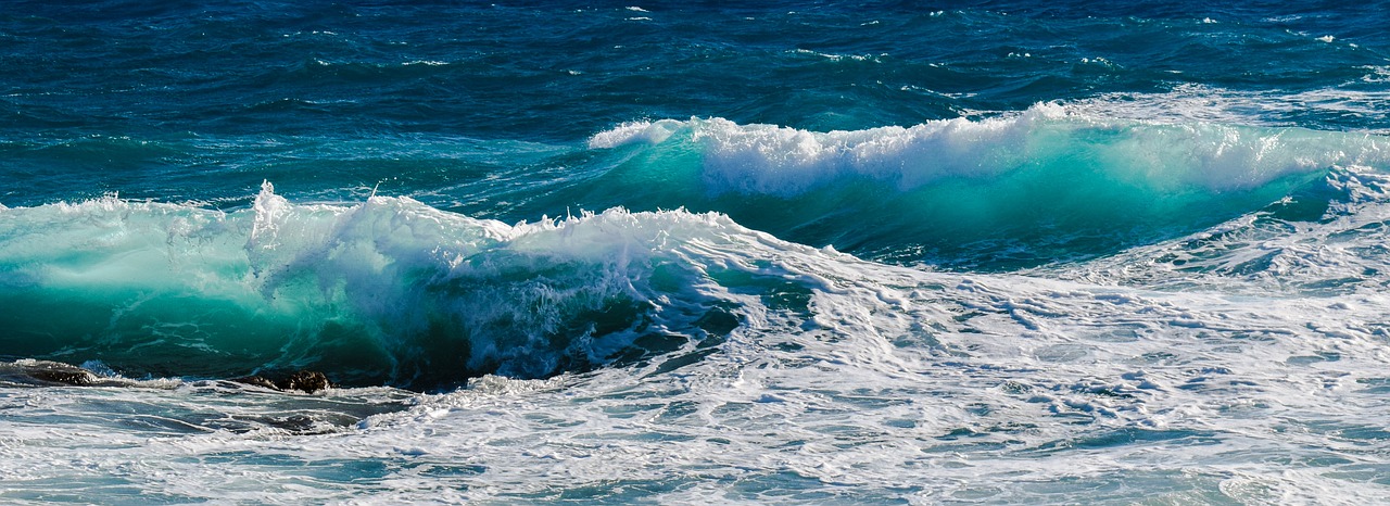 waves turquoise crushing free photo