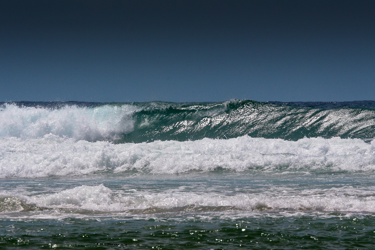 waves tides ocea free photo