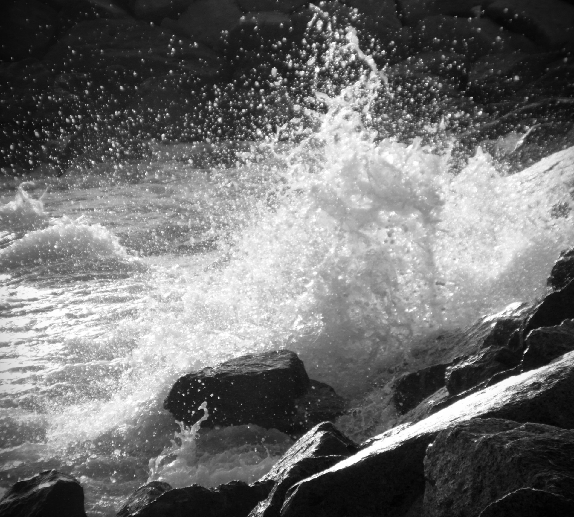 Waves Crashing Black And White