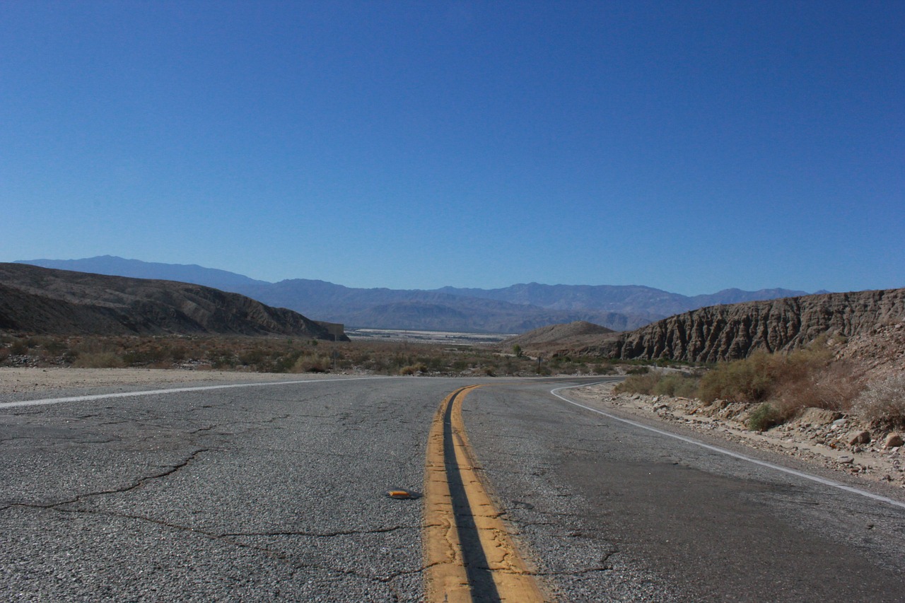 way view mountains free photo