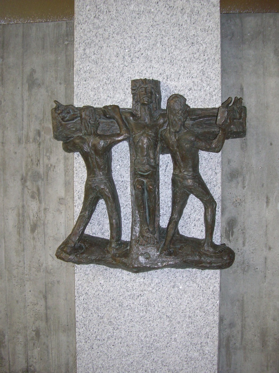 way of the cross in bronze artist hans colonel of all langenau free photo