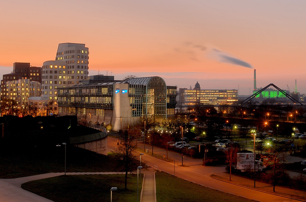 wdr düsseldorf media harbour free photo