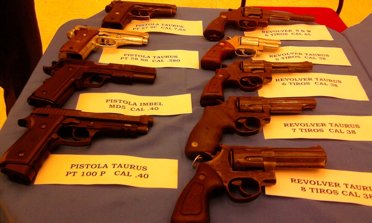 weapons pistols police free photo