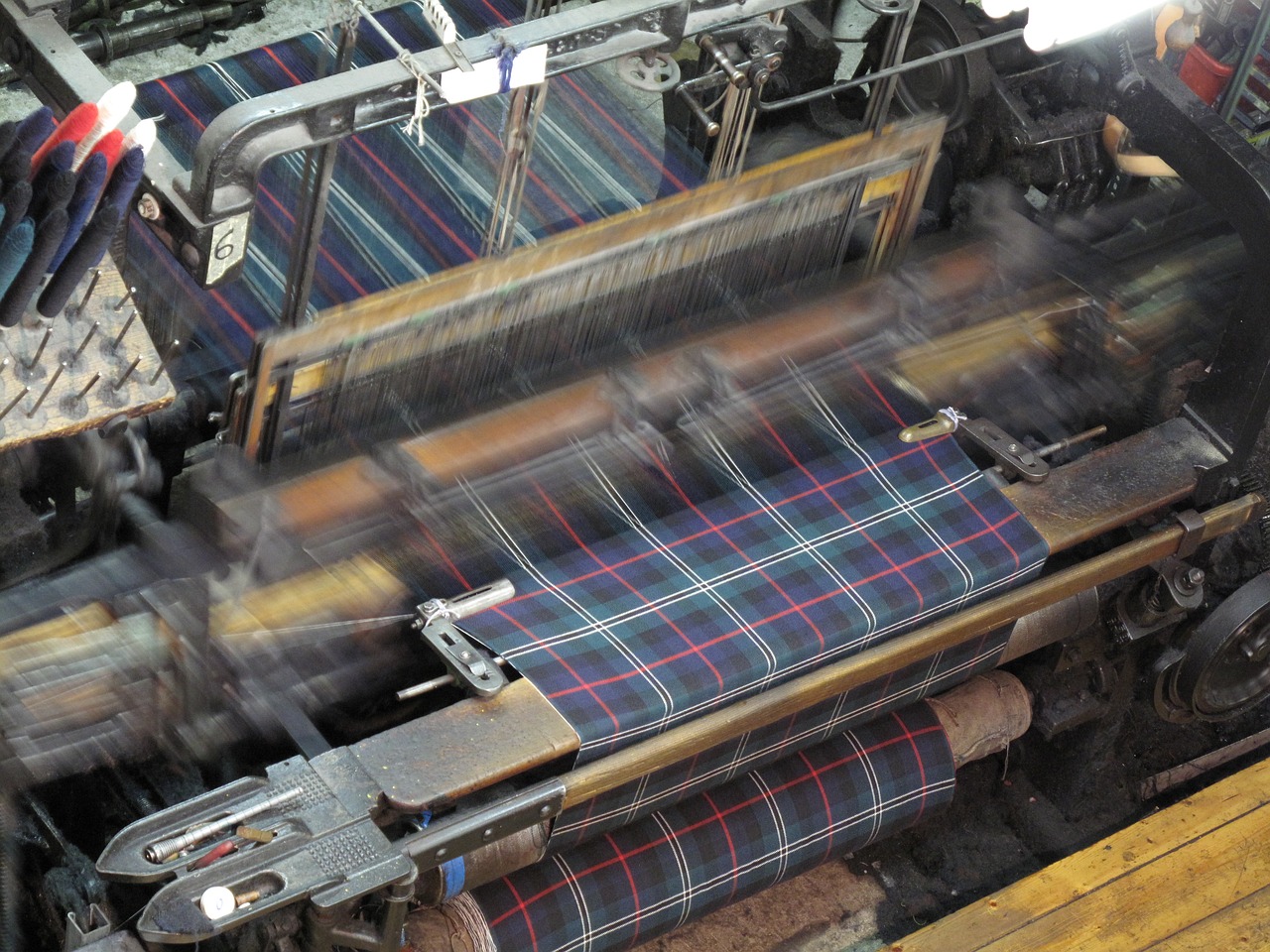 weaving loom scottish free photo