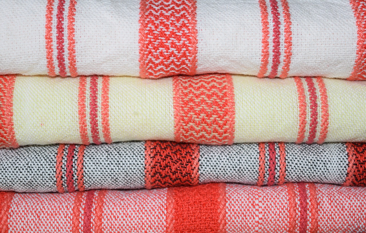 weaving hand-woven towels free photo