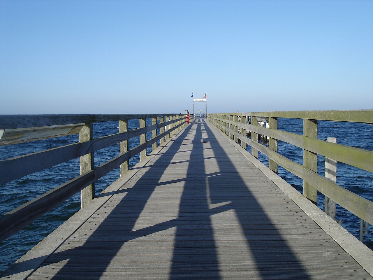 web sea boardwalk free photo