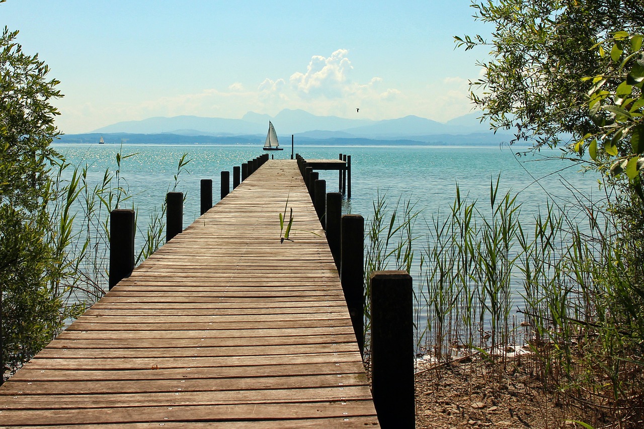 web boardwalk horizon free photo