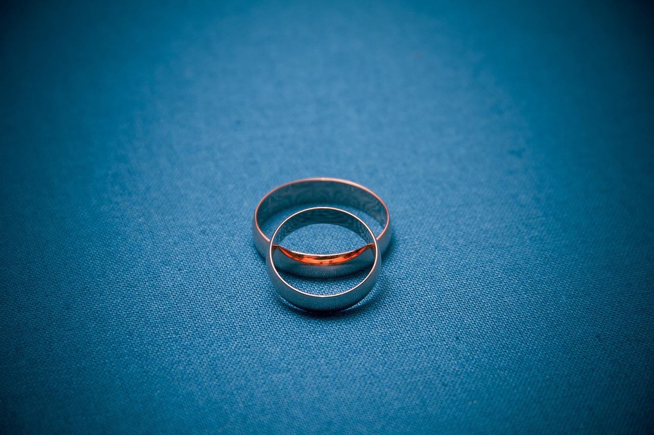 wedding engagement rings free photo