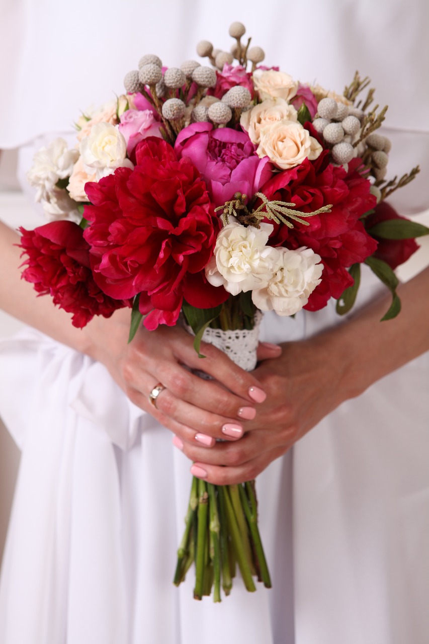wedding wedding-bouquet bouquet free photo