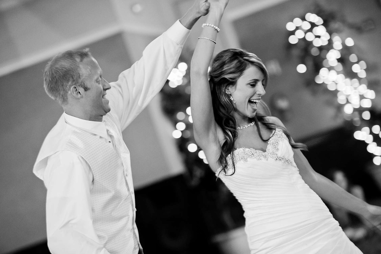 wedding party dance free photo