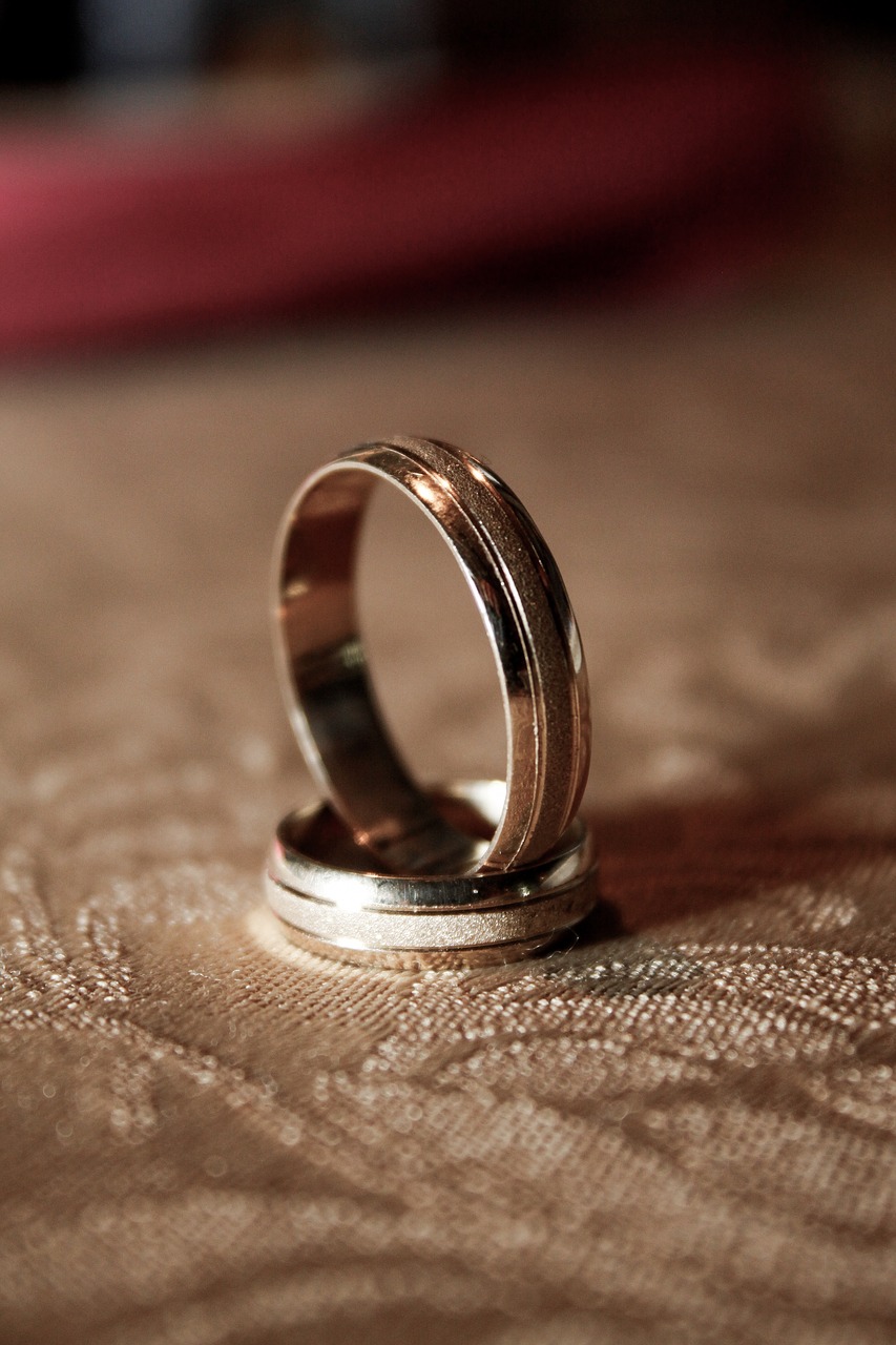 wedding marriage rings free photo