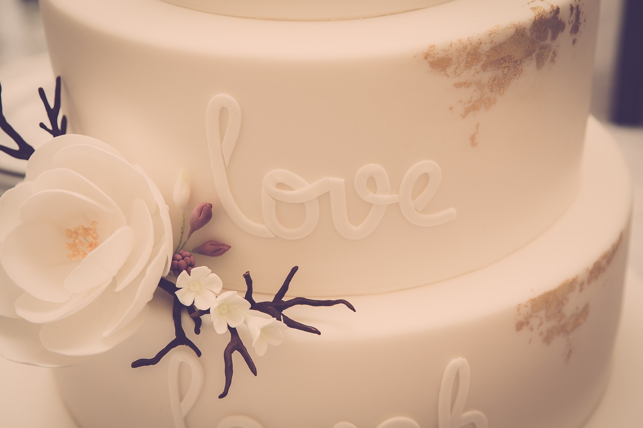 wedding fondant cake free photo