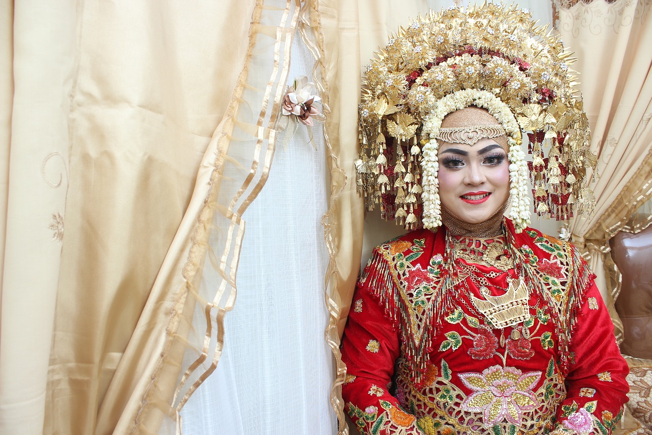 wedding  minang  minangkabau free photo