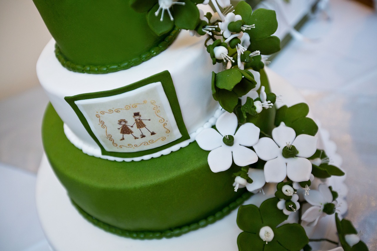 wedding cake green free photo