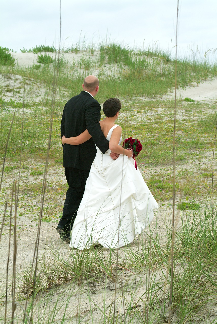 wedding beach couple free photo