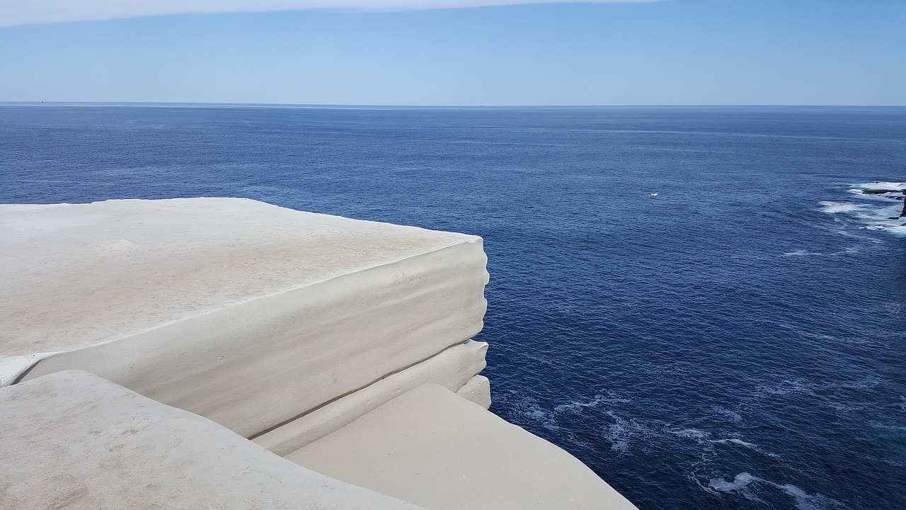 wedding cake rock nsw australia free photo