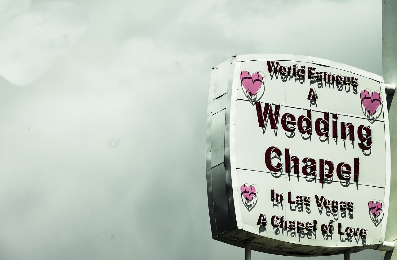 wedding chapel heart chapel free photo