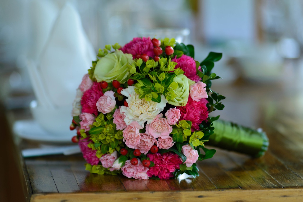 wedding flowers flower bride wedding day free photo