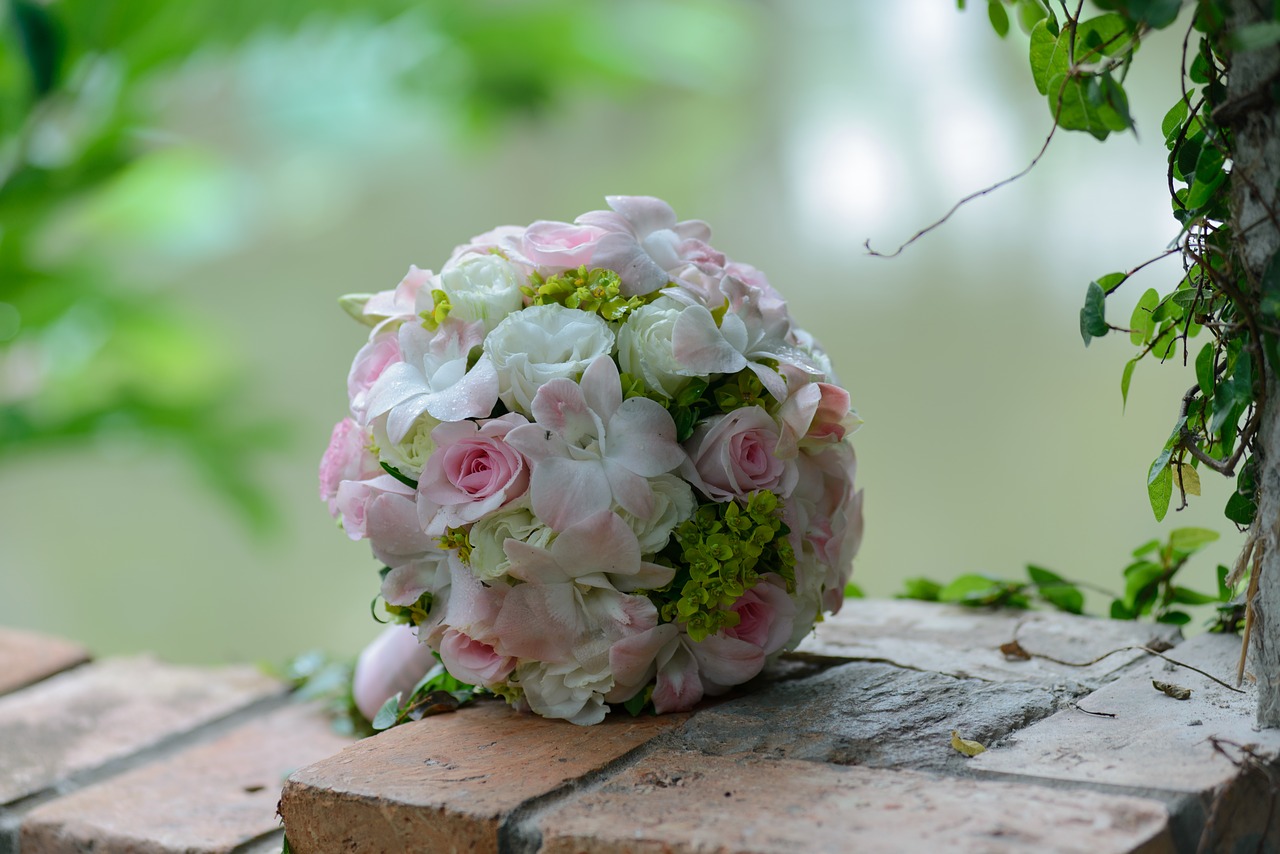 wedding flowers flower bride wedding day free photo