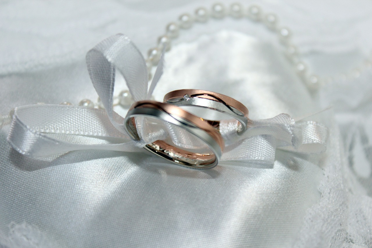 wedding ring marriage gold ring free photo