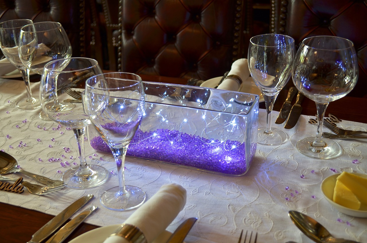 wedding table table decoration glasses free photo