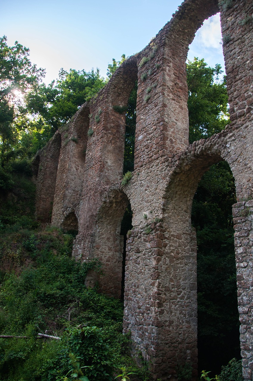 weekend ruins italy free photo