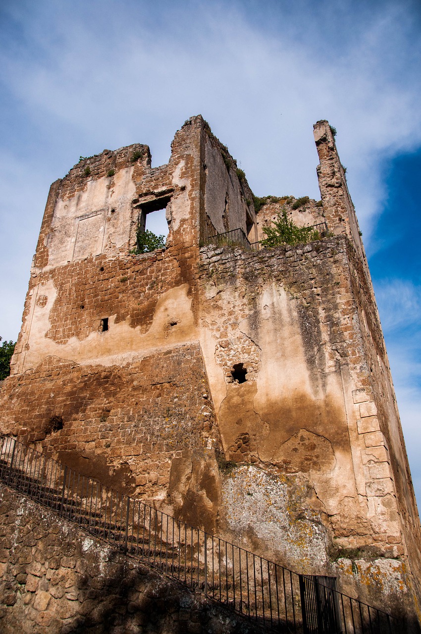 weekend ruins italy free photo