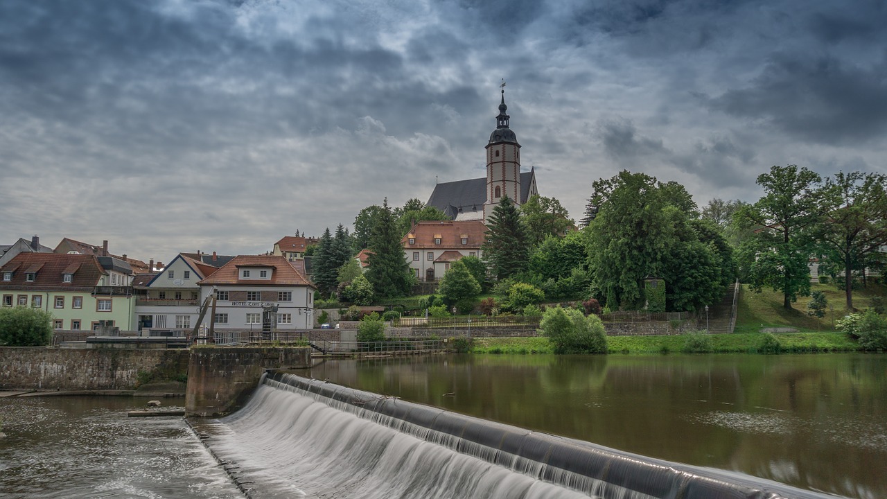 weir city view water free photo