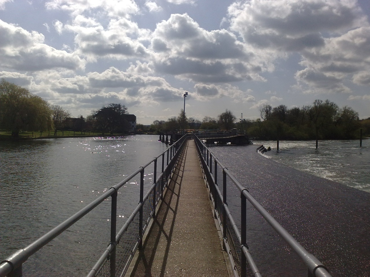 weir thames river free photo