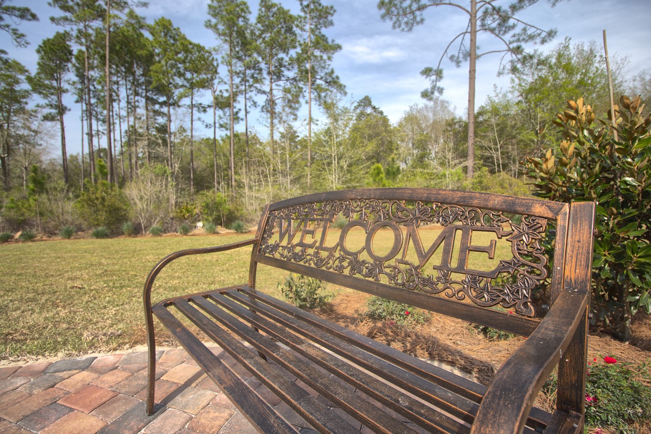 welcome bench outside free photo