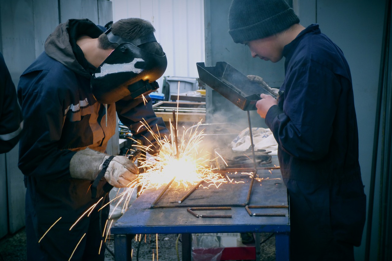 welder welding mask free photo