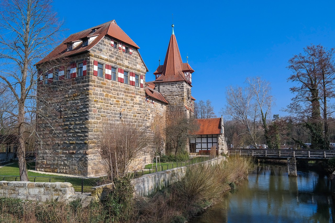 wenzel castle  lauf an der pegnitz  castle run free photo