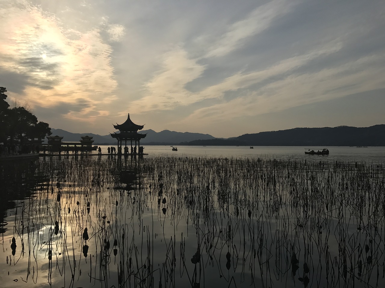 west lake lotus pavilion free photo