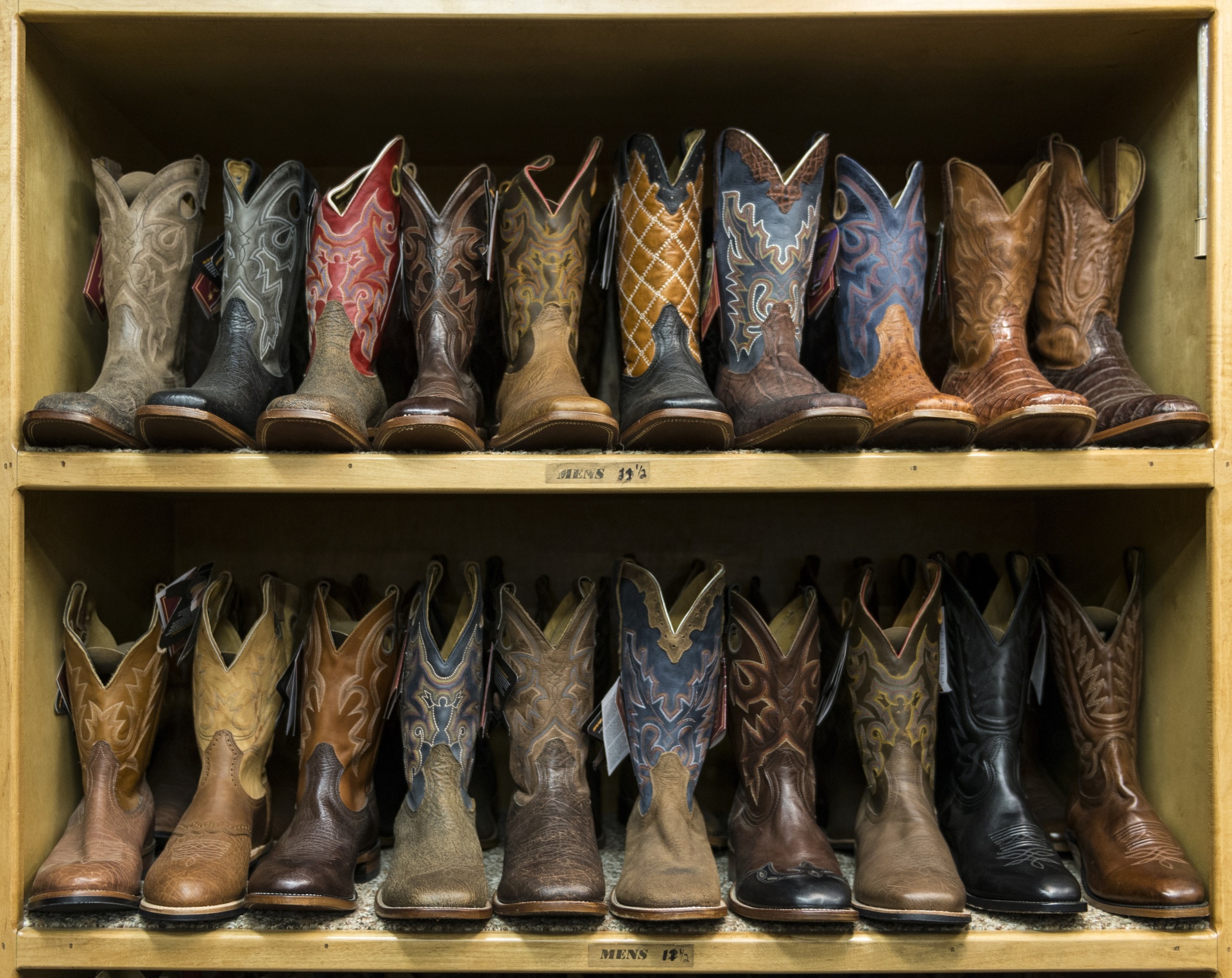 cowboy boots western shoes free photo