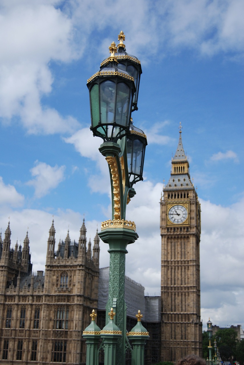 westminster big ben streetlight free photo