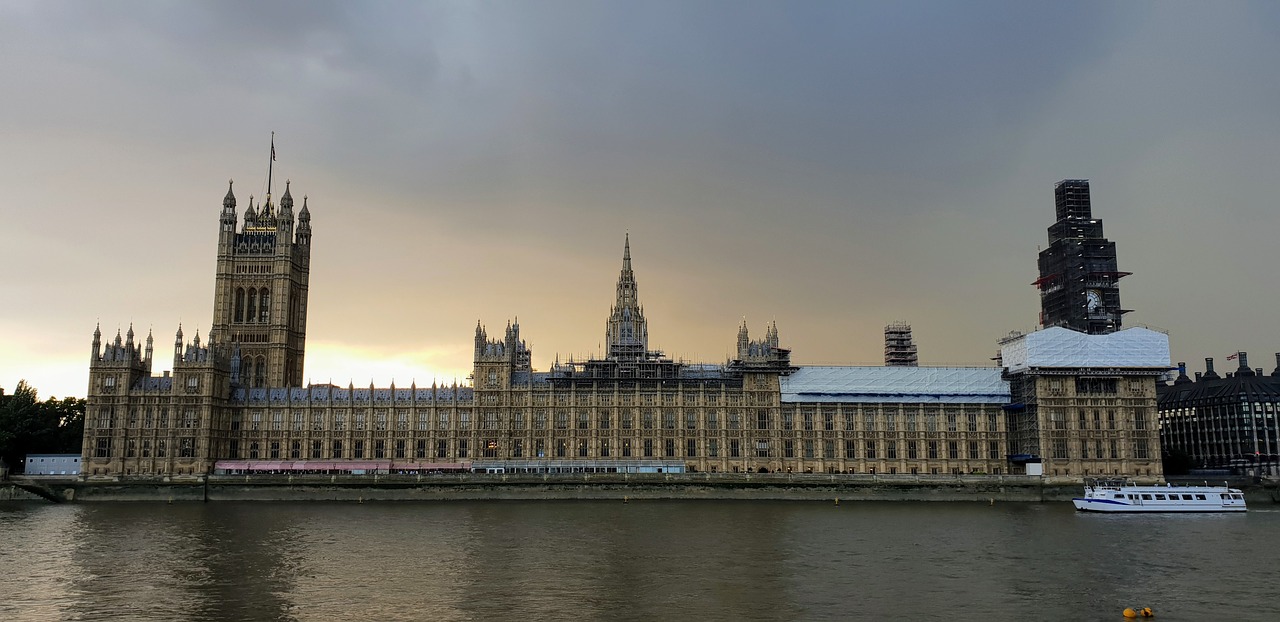 westminster  thames  london free photo