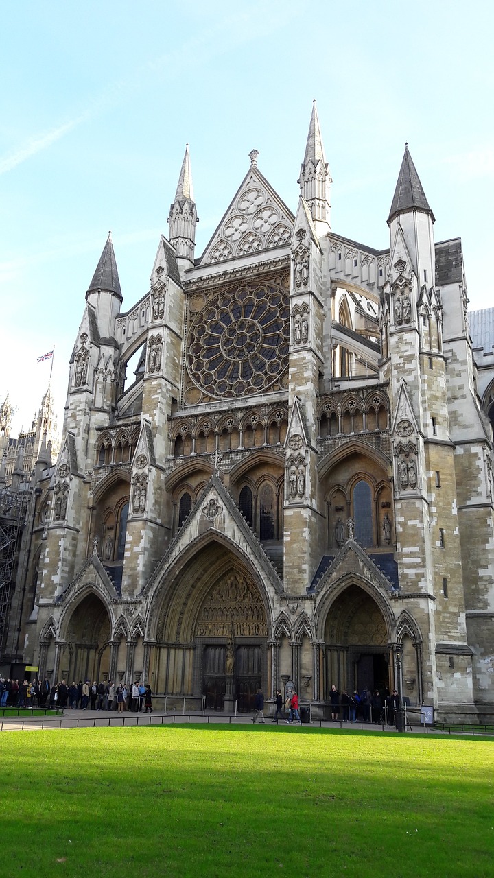 westminster abbey london sightseeing free photo