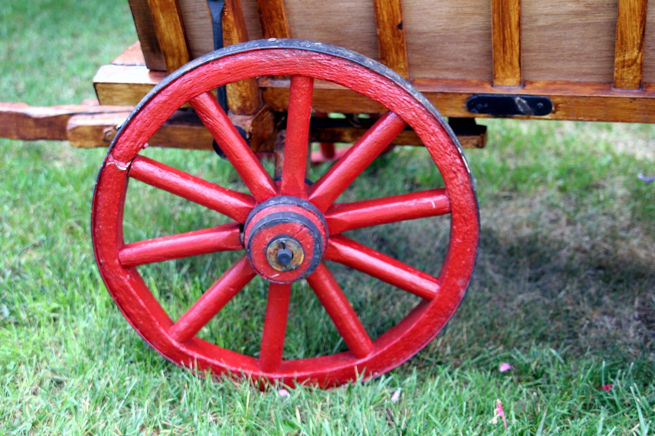 wheel cart red free photo