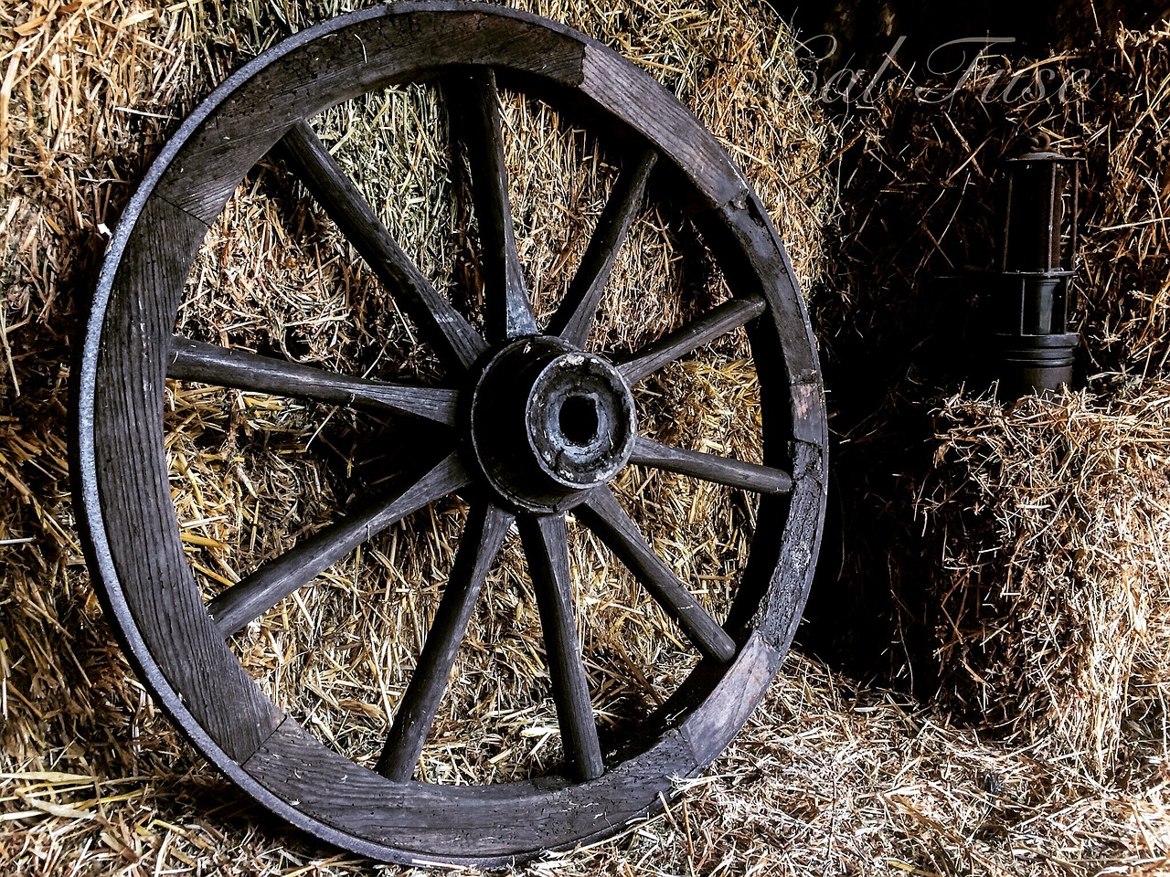 wheel old truck free photo