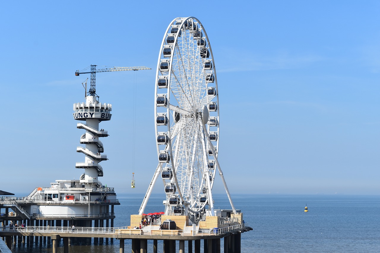 wheel  fairy  sea free photo