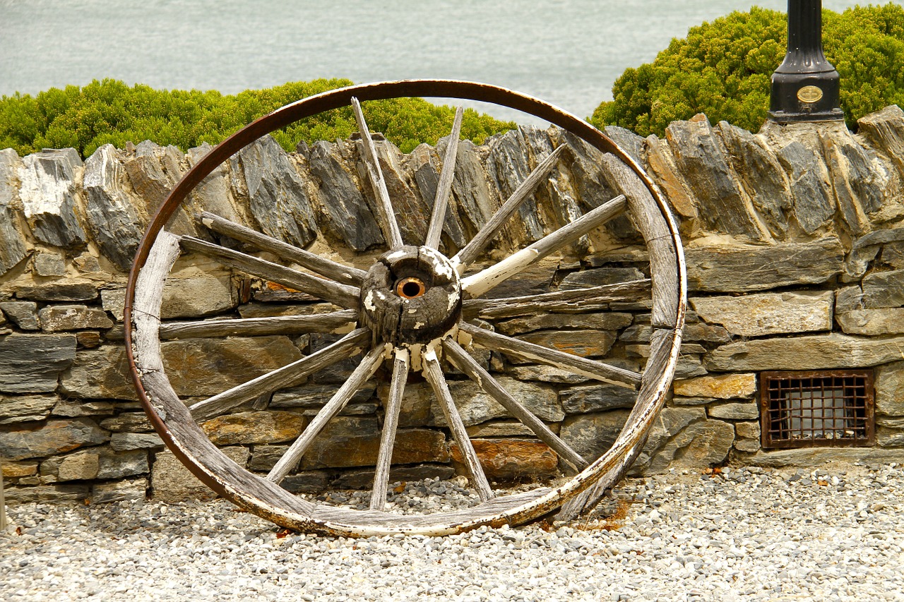 wheel wagon heritage free photo