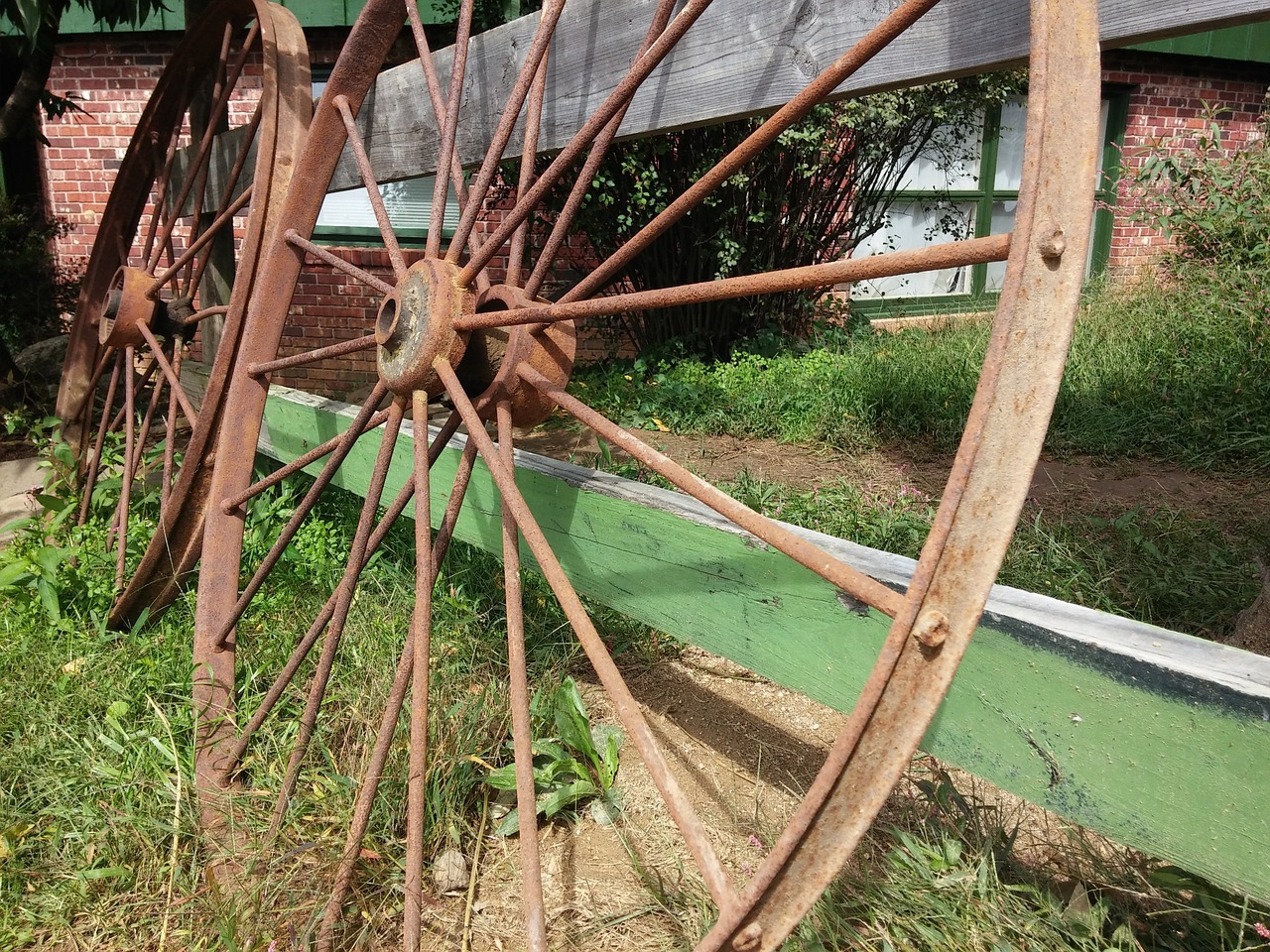 wheel cart old free photo